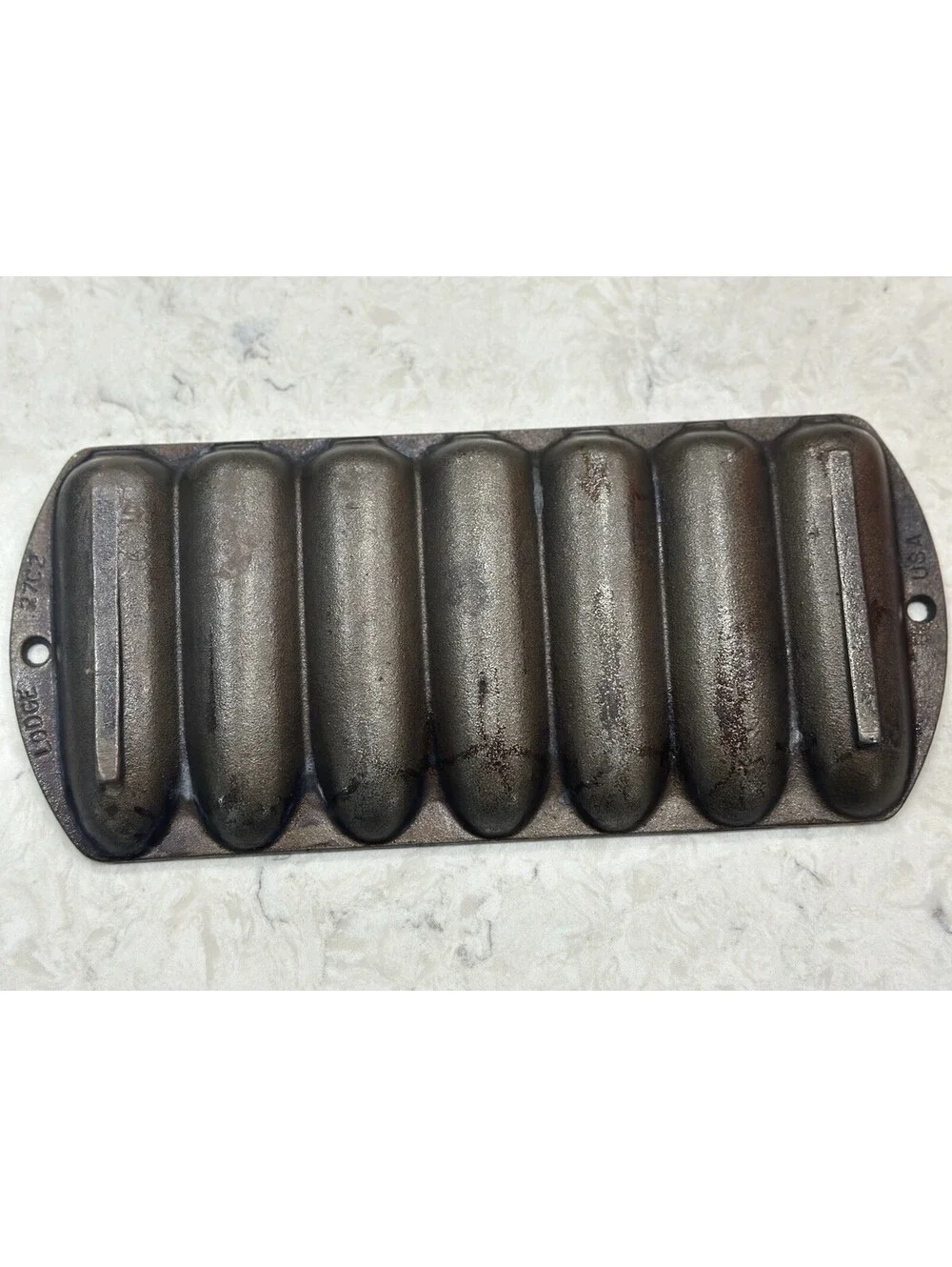 Vintage Stamped Lodge 2702 USA Cast Iron Cornstick Pan 7 Stick Mold Heavy